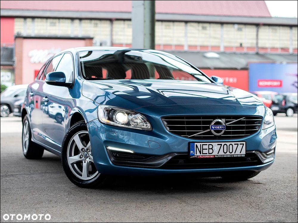Volvo V60 D3 Geartronic Business Edition - 1