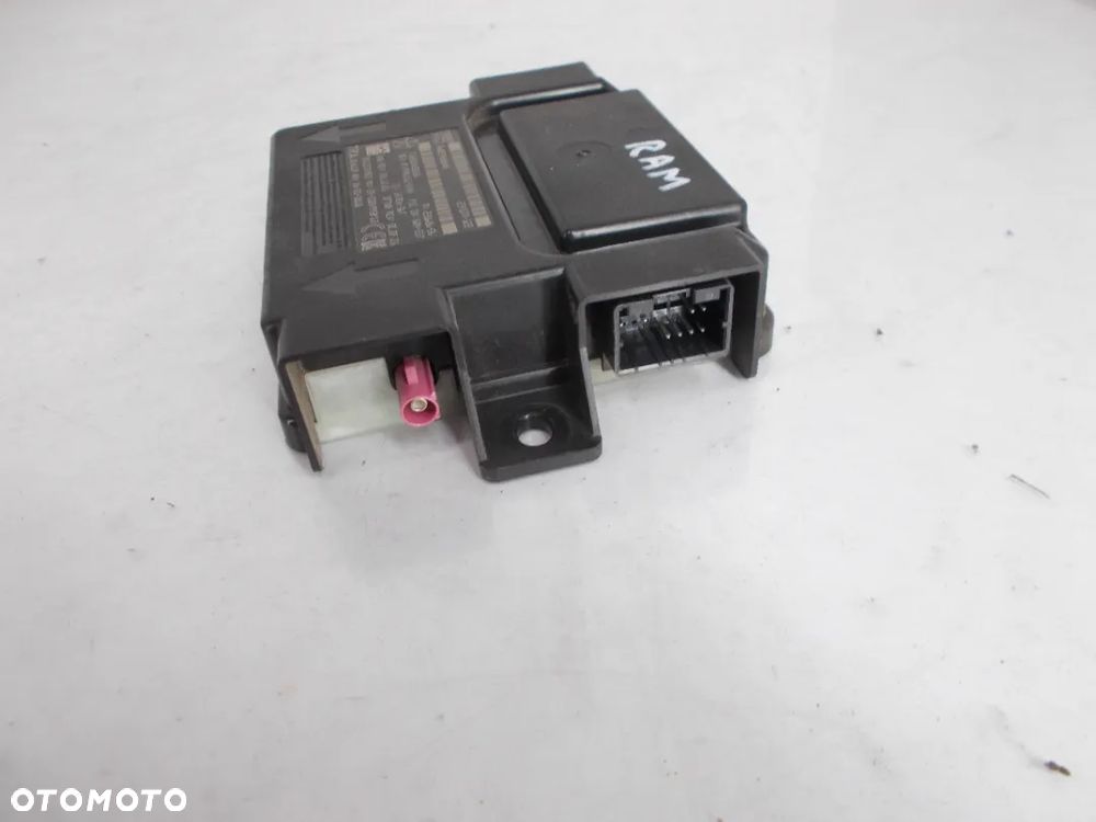 MODUŁ RADIA ANTENA STEROWNIK 68234888AB DODGE RAM - 3