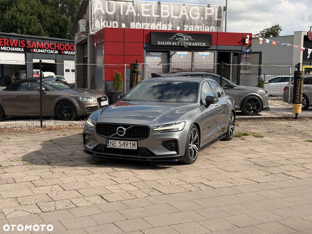 Volvo S60 T4 R-Design - 3