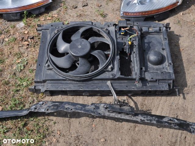 citroen C4 picasso pas przedni WYSYŁKA - 1