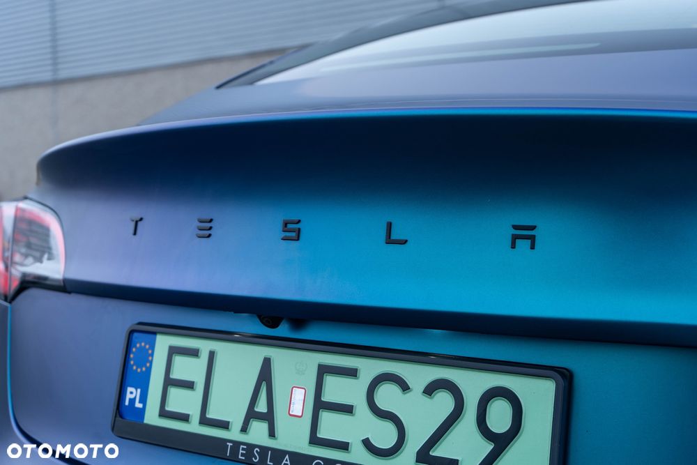 Tesla Model 3 - 13