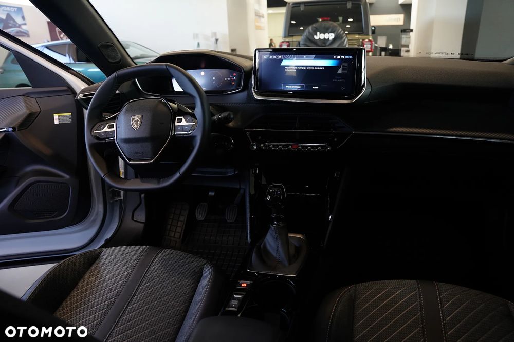 Peugeot 2008 1.2 PureTech Allure S&S - 9