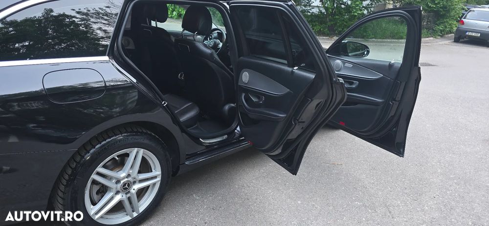Mercedes-Benz E 220 d 4Matic 9G-TRONIC AMG Line - 11