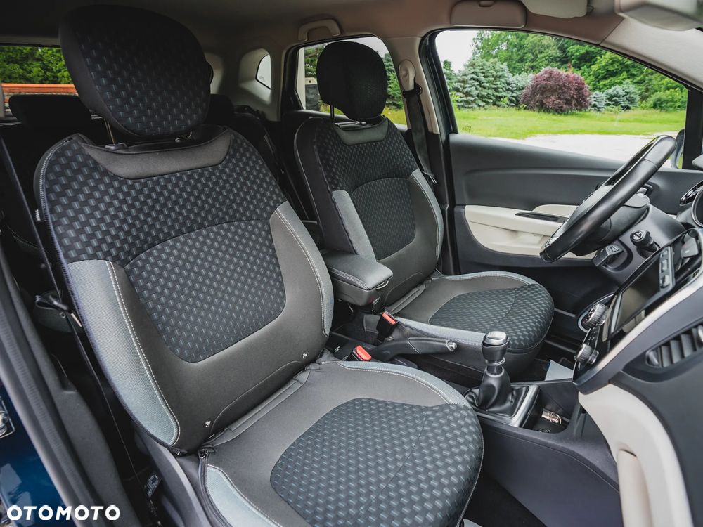 Renault Captur - 29