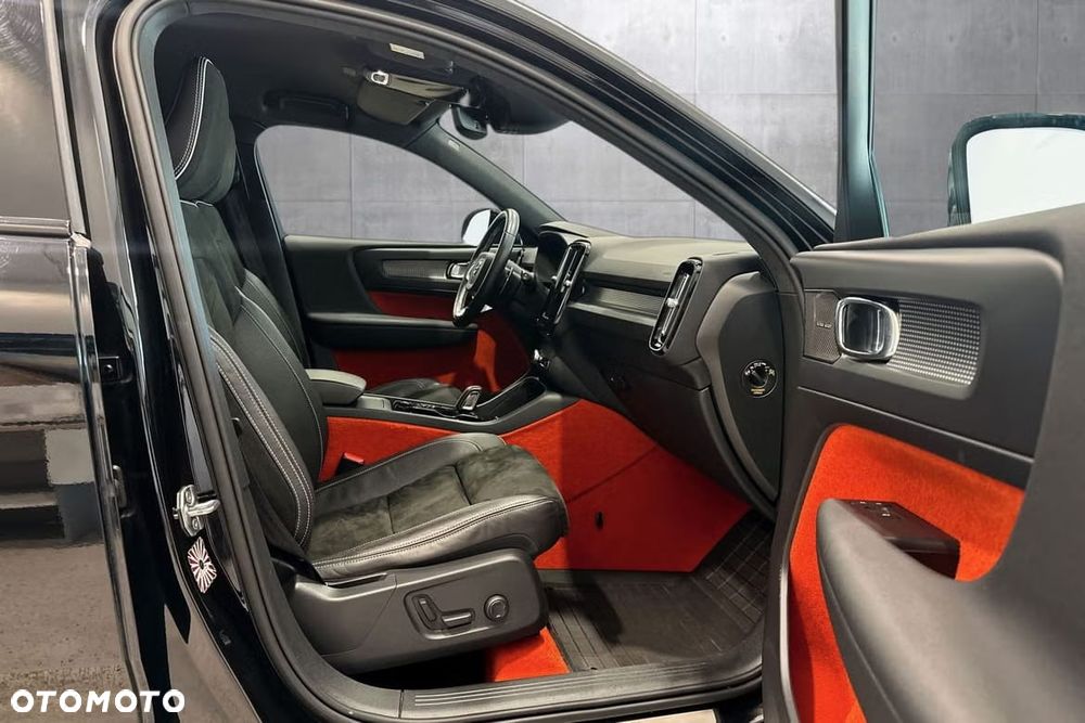 Volvo XC 40 D4 AWD R-Design - 13