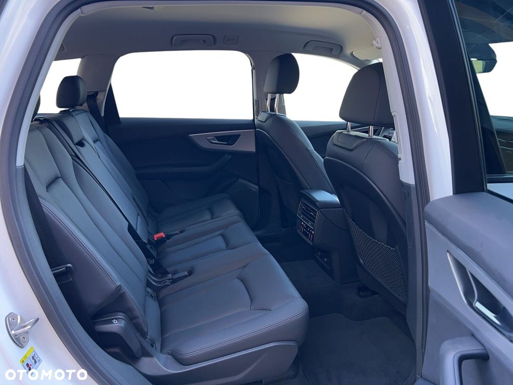 Audi Q7 45 TDI mHEV Quattro S Line Tiptr - 12