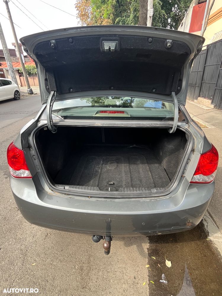 Chevrolet Cruze 2.0 LT G5 - 8