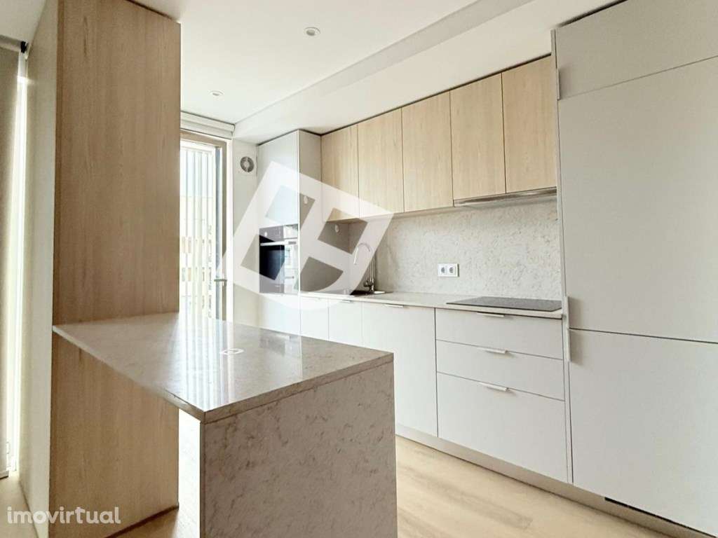 Apartamento T2 c/ Varanda Vista Mar- Praia da Barra - Grande imagem: 3/20