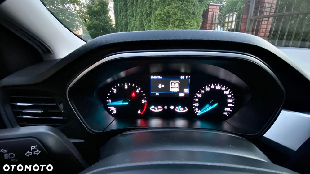 Ford Focus 1.5 EcoBlue Active Business - 18