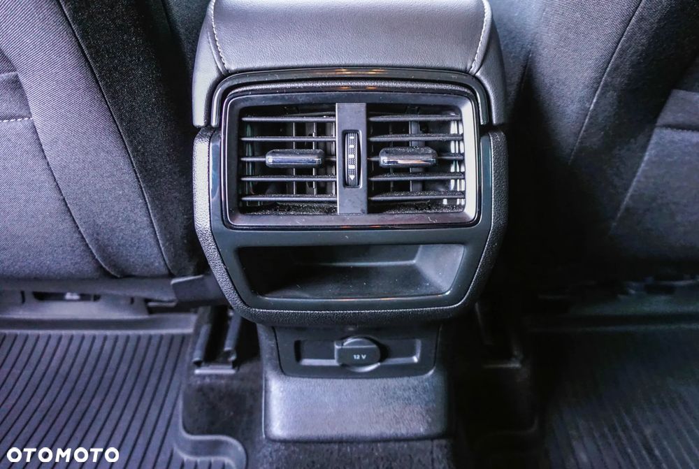 Skoda Karoq 1.5 TSI ACT Selection DSG - 31