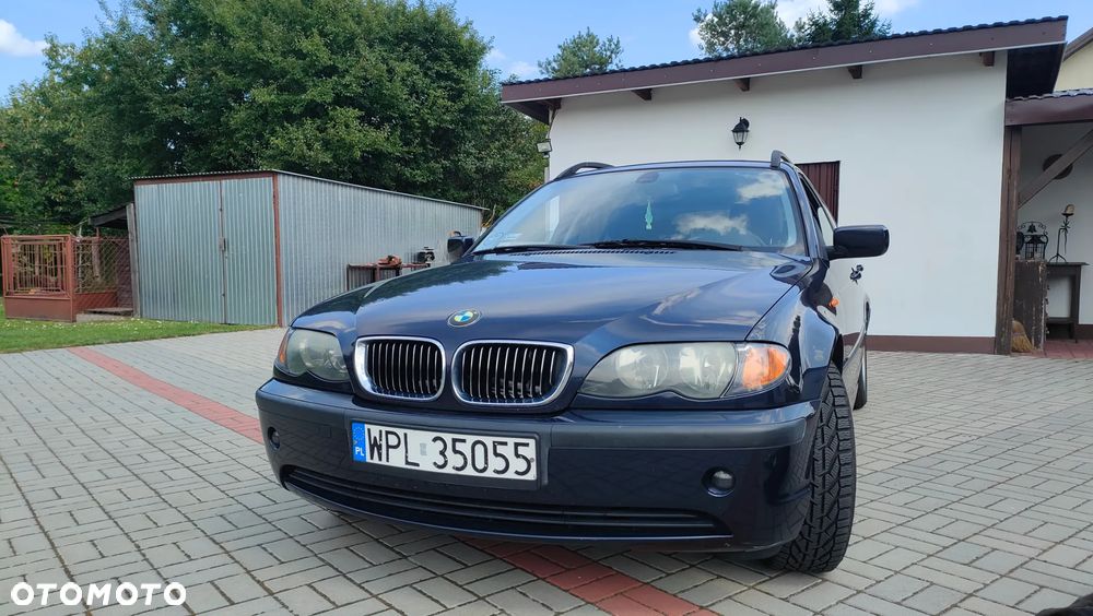 BMW Seria 3 320i - 3