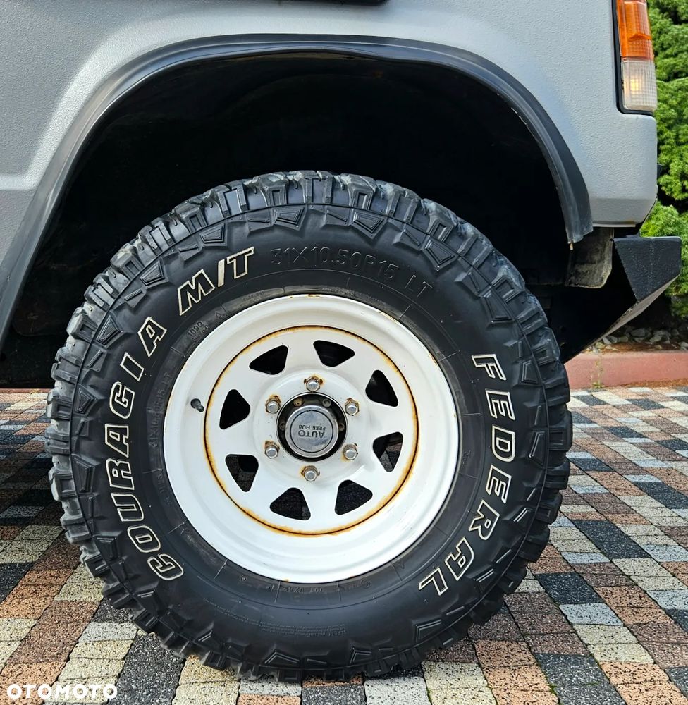 Mitsubishi Pajero 2.5 TDi - 8