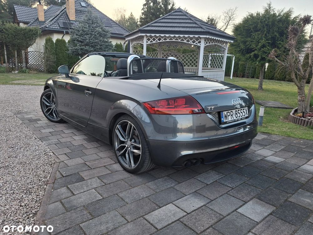 Audi TT Roadster - 9