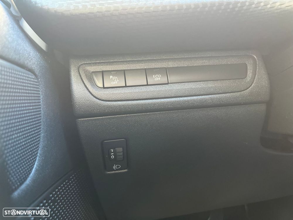 Peugeot 2008 1.5 BlueHDi Signature - 38