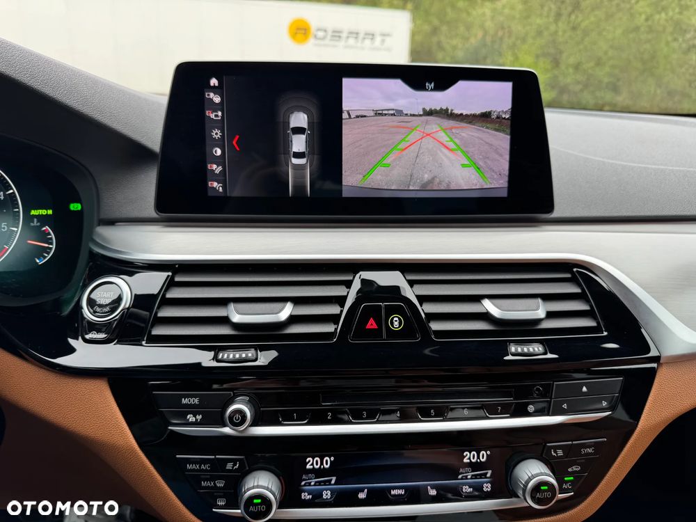 BMW Seria 5 530d xDrive M Sport sport - 11