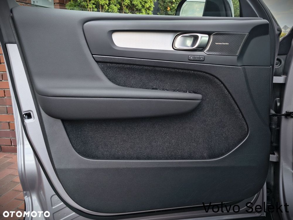 Volvo XC 40 - 12
