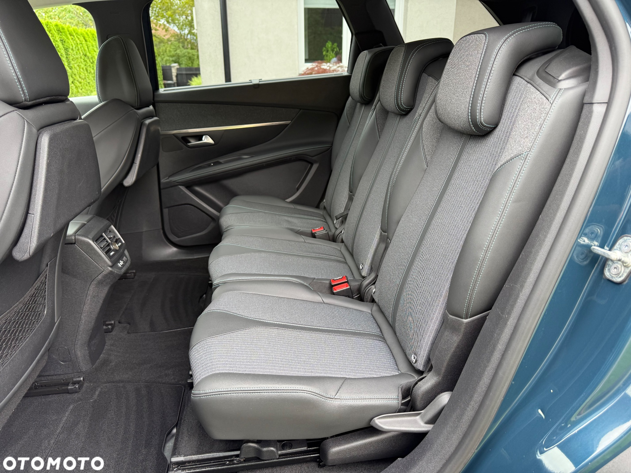 Peugeot 5008 1.5 BlueHDI Allure S&S - 29