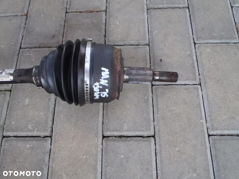 VW T5 2.5 TDI PÓŁOŚ LEWA PRZEGUB LEWY - 3