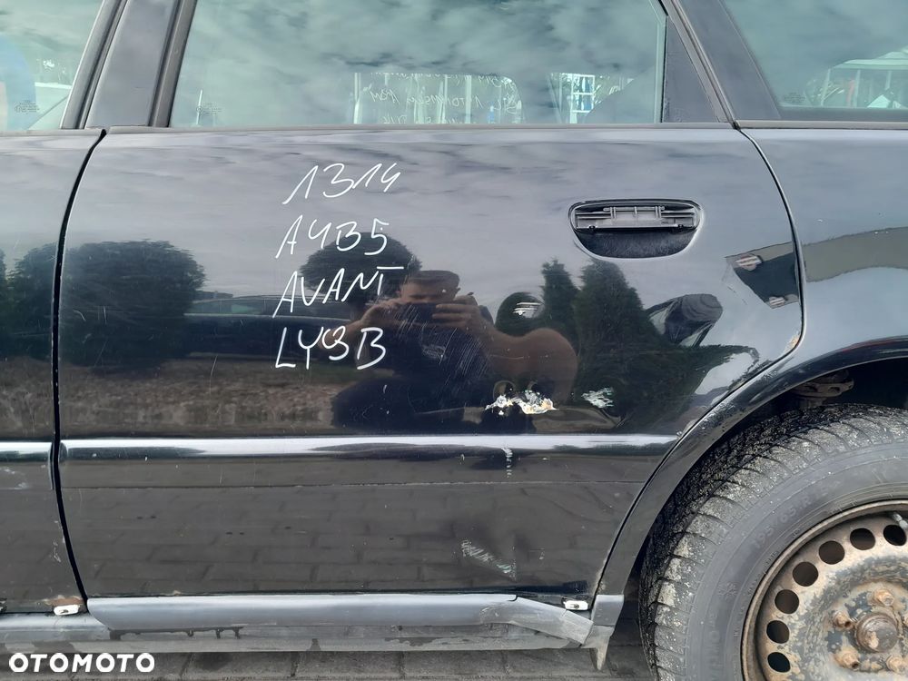 AUDI A4 B5 DRZWI LEWE PRZEDNIE LEWY PRZÓD KOLOR: LY9B - 1