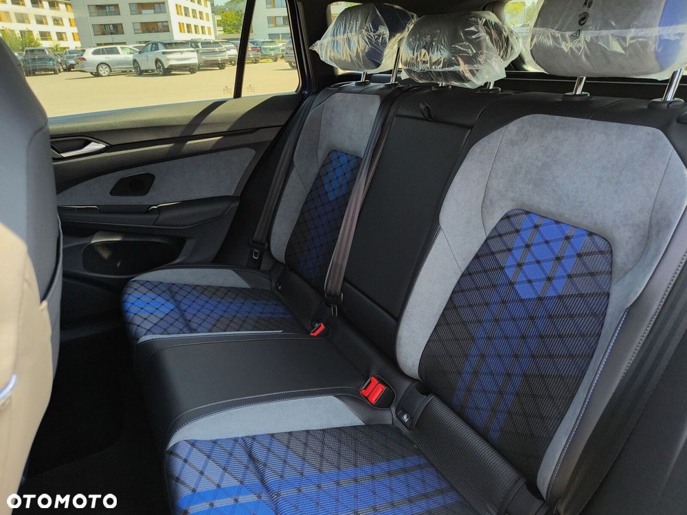 Volkswagen Golf Variant 2.0 TSI 4Motion R - 19