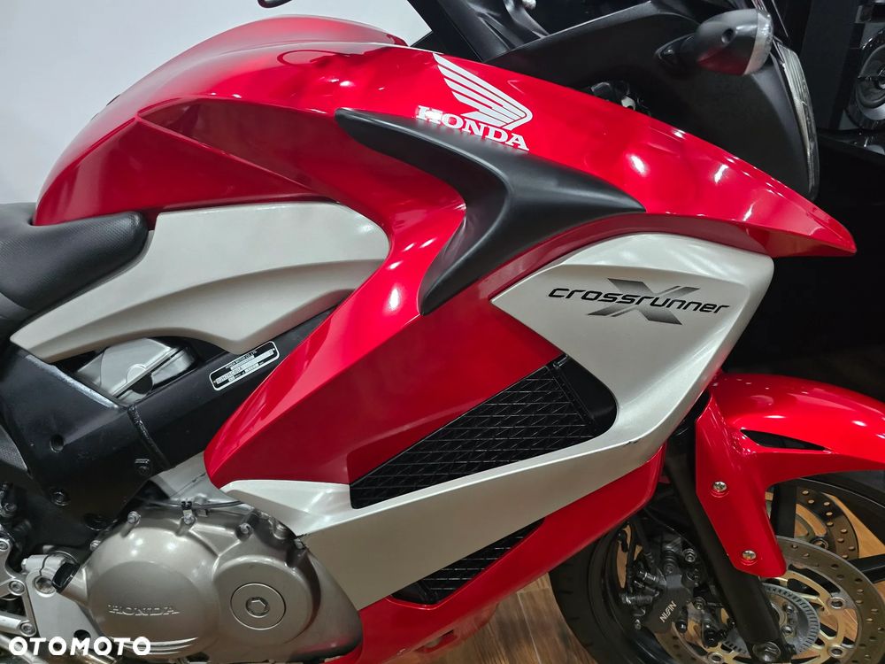Honda VFR - 24