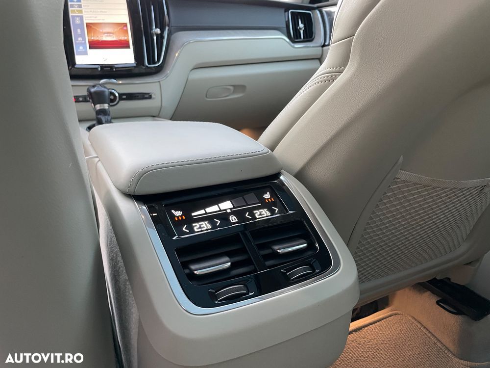 Volvo XC 60 T6 AWD Inscription - 20