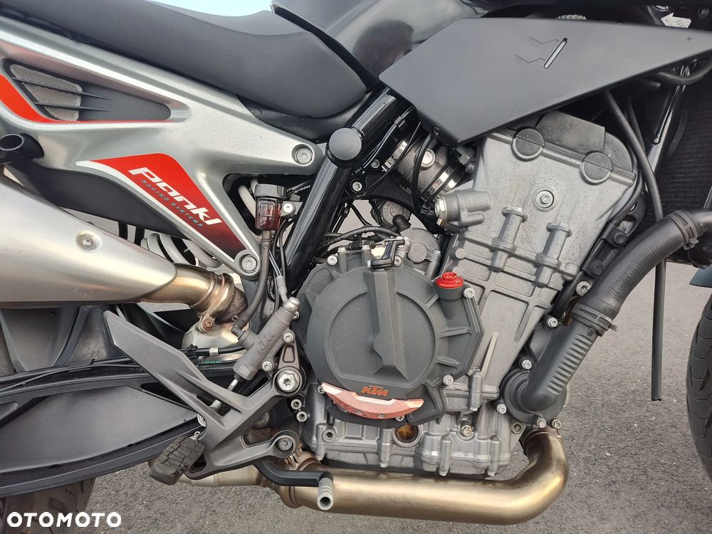 KTM Duke - 11