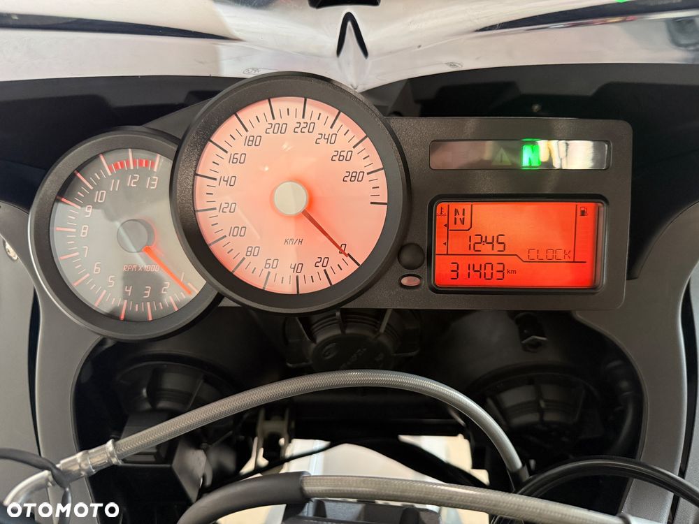 BMW K - 9