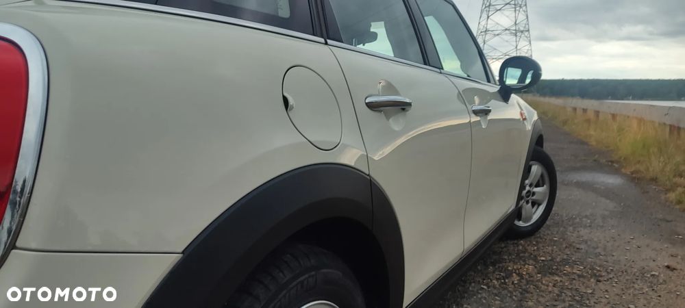 MINI Cooper Standard - 15