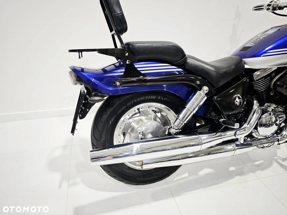 Suzuki Marauder - 7