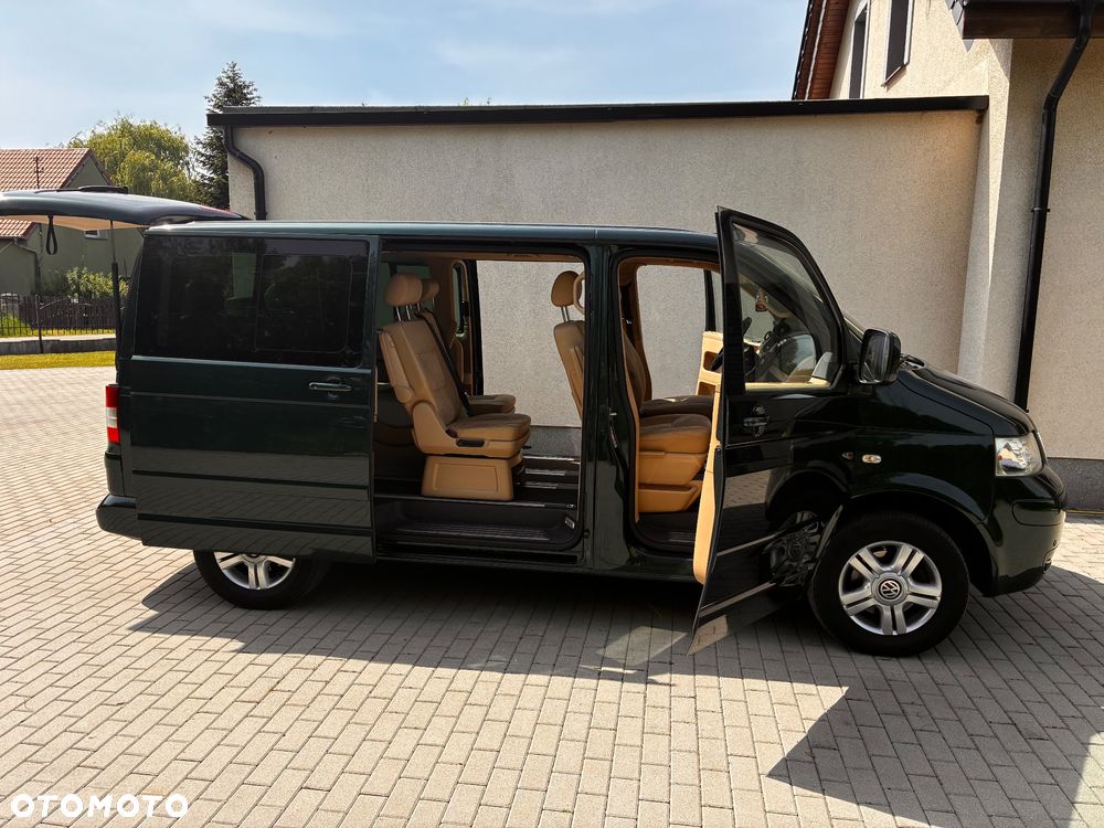 Volkswagen Multivan - 15