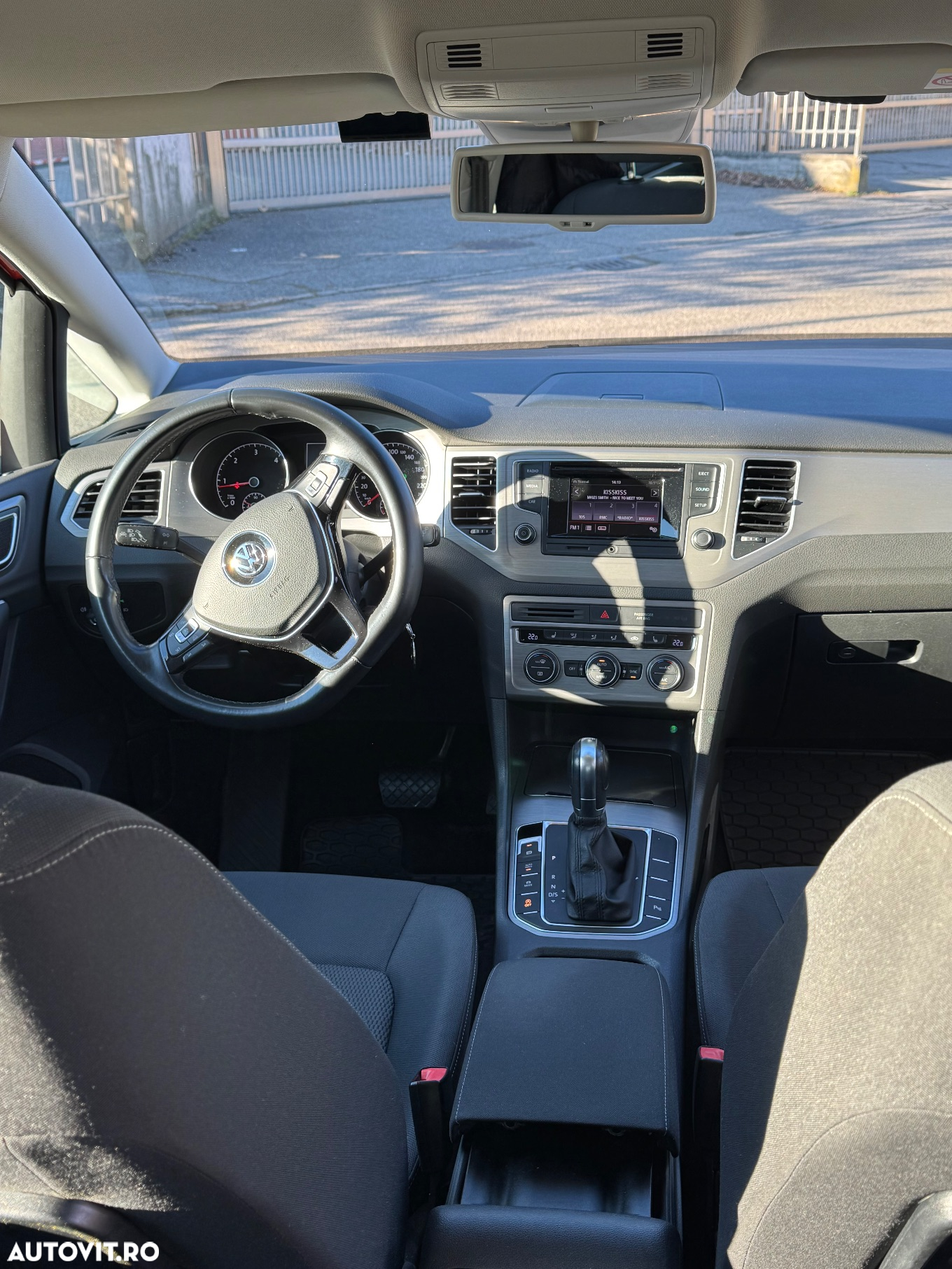 Volkswagen Golf 1.6 TDI BlueMotion Technology DSG Comfortline - 12