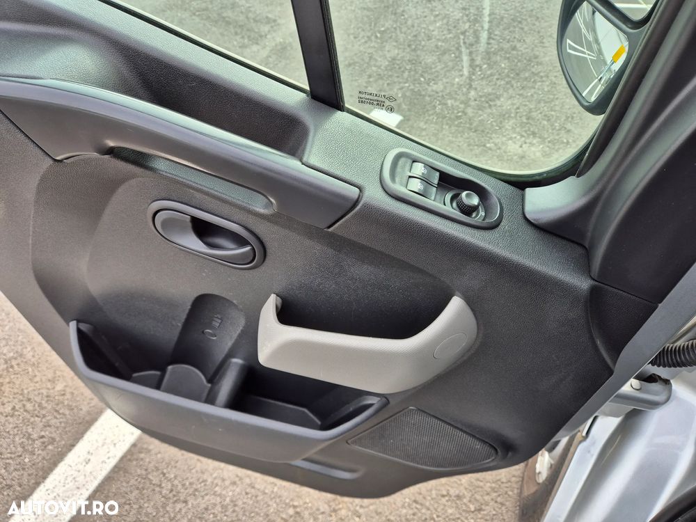 Renault Master - 15