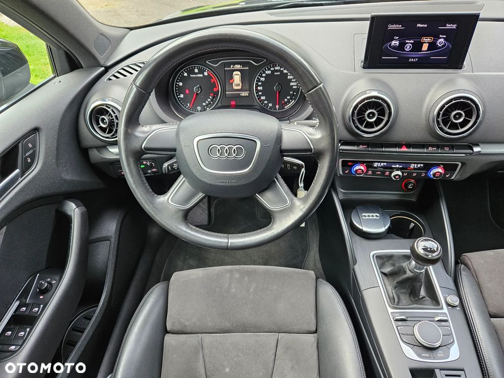 Audi A3 Sportback - 8