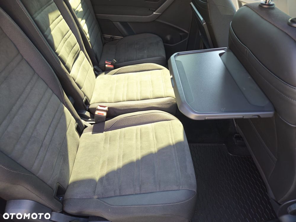 Volkswagen Touran 1.5 TSI EVO Highline DSG - 25