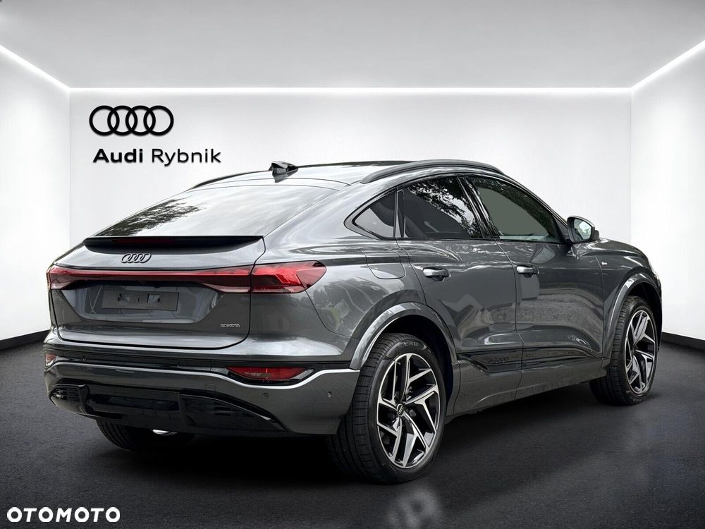 Audi Q6 e-tron - 6
