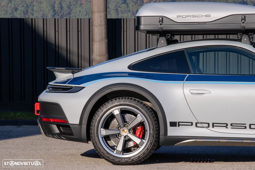 Porsche 911 (992) - 25