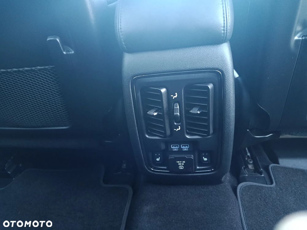 Jeep Grand Cherokee 3.6 V6 Summit - 27
