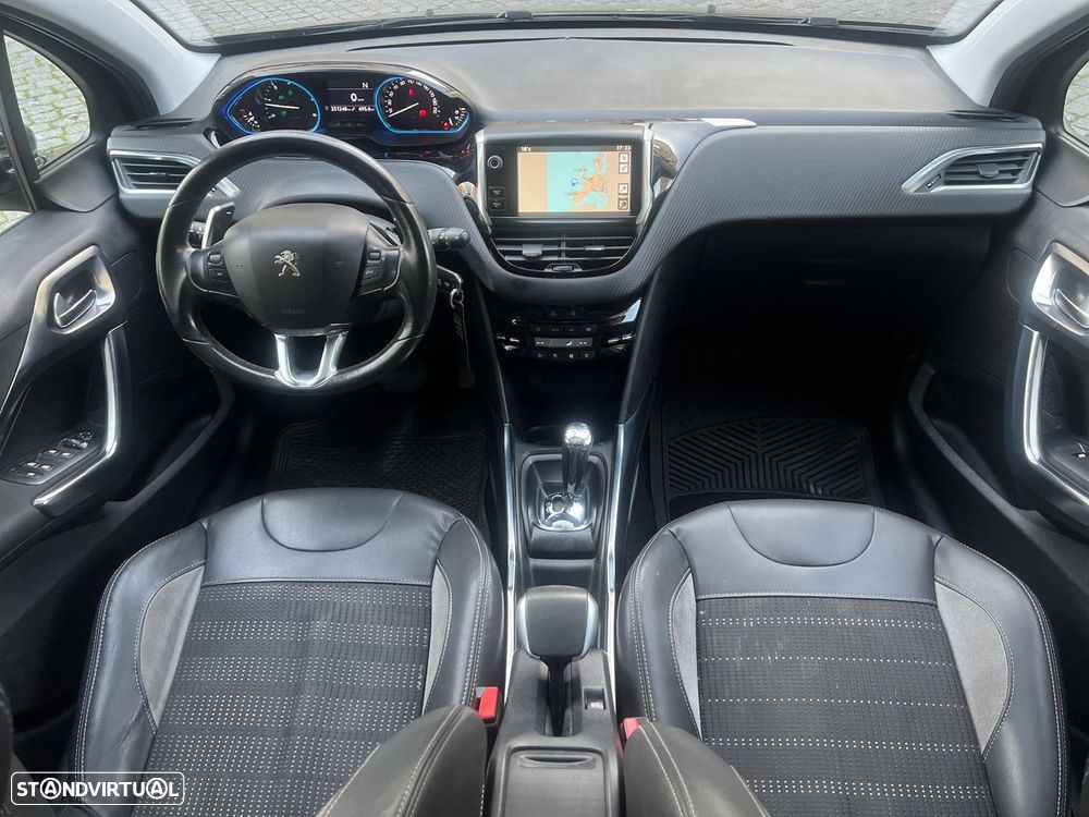 Peugeot 2008 1.6 e-HDi Allure 2-Tronic - 3