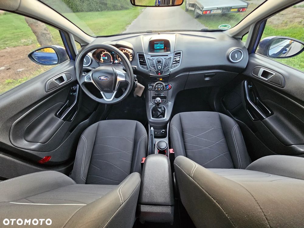 Ford Fiesta 1.25 Titanium EU5 - 6