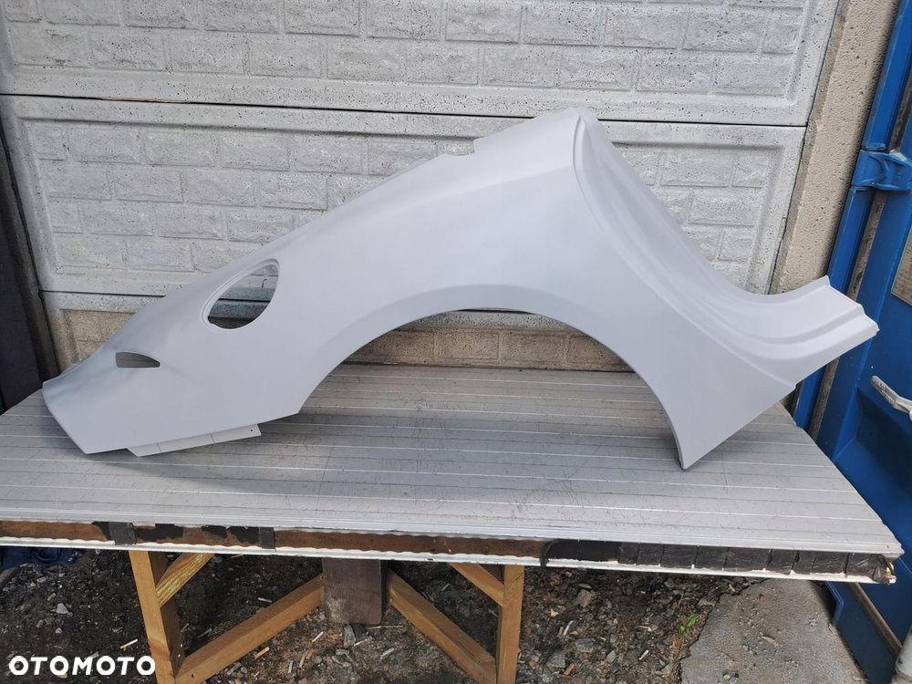 FERRARI 812 SUPERFAST ĆWIARTKA TYLNA 812RH TYLNY BŁOTNIK PRAWY