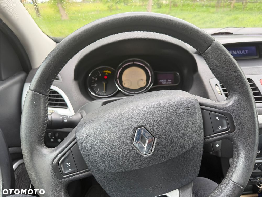 Renault Megane - 10