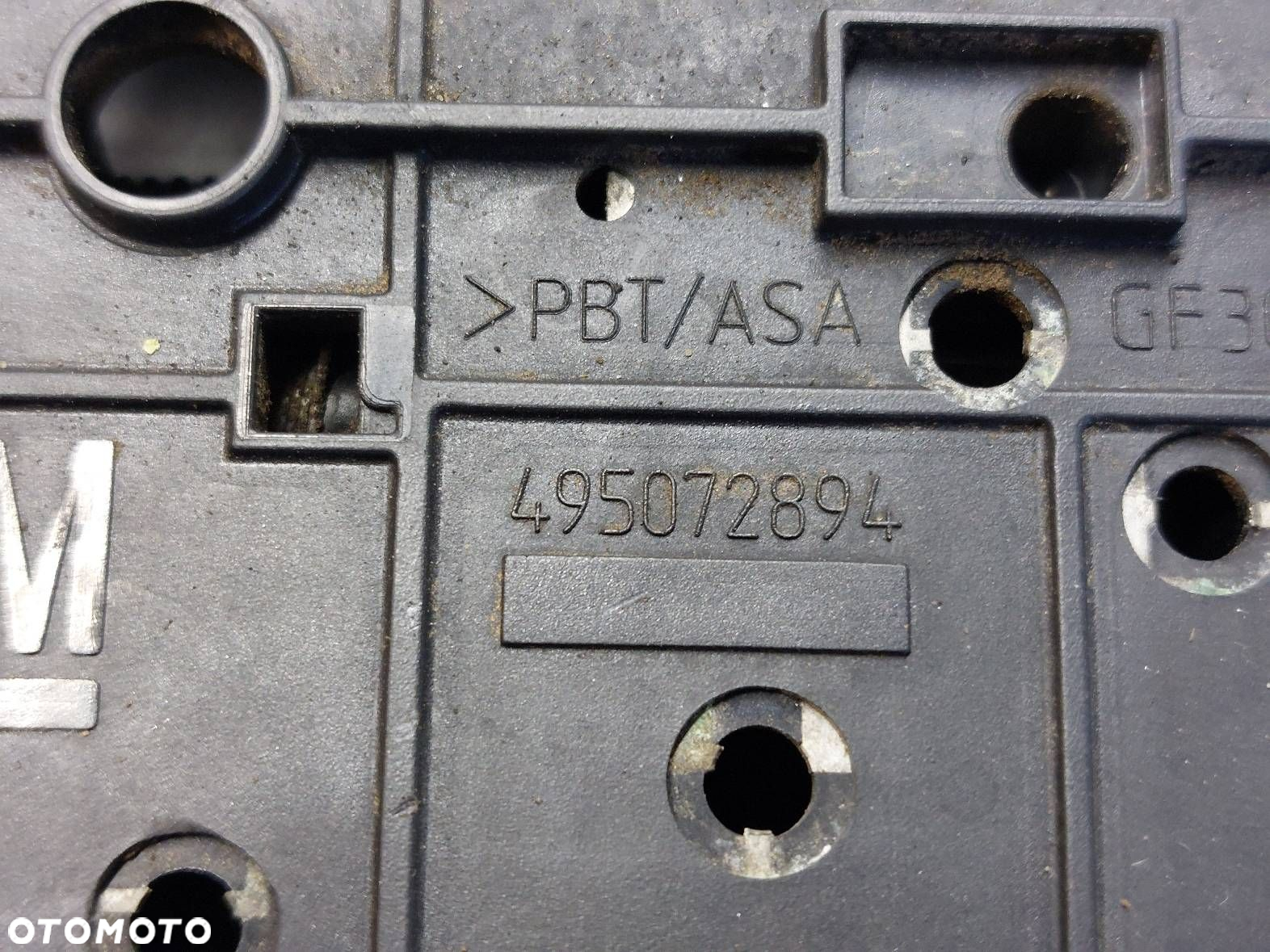ZAMEK KLAPY BAGAŻNIKA OPEL VECTRA C HB 5D 13178192 495072894 - 2