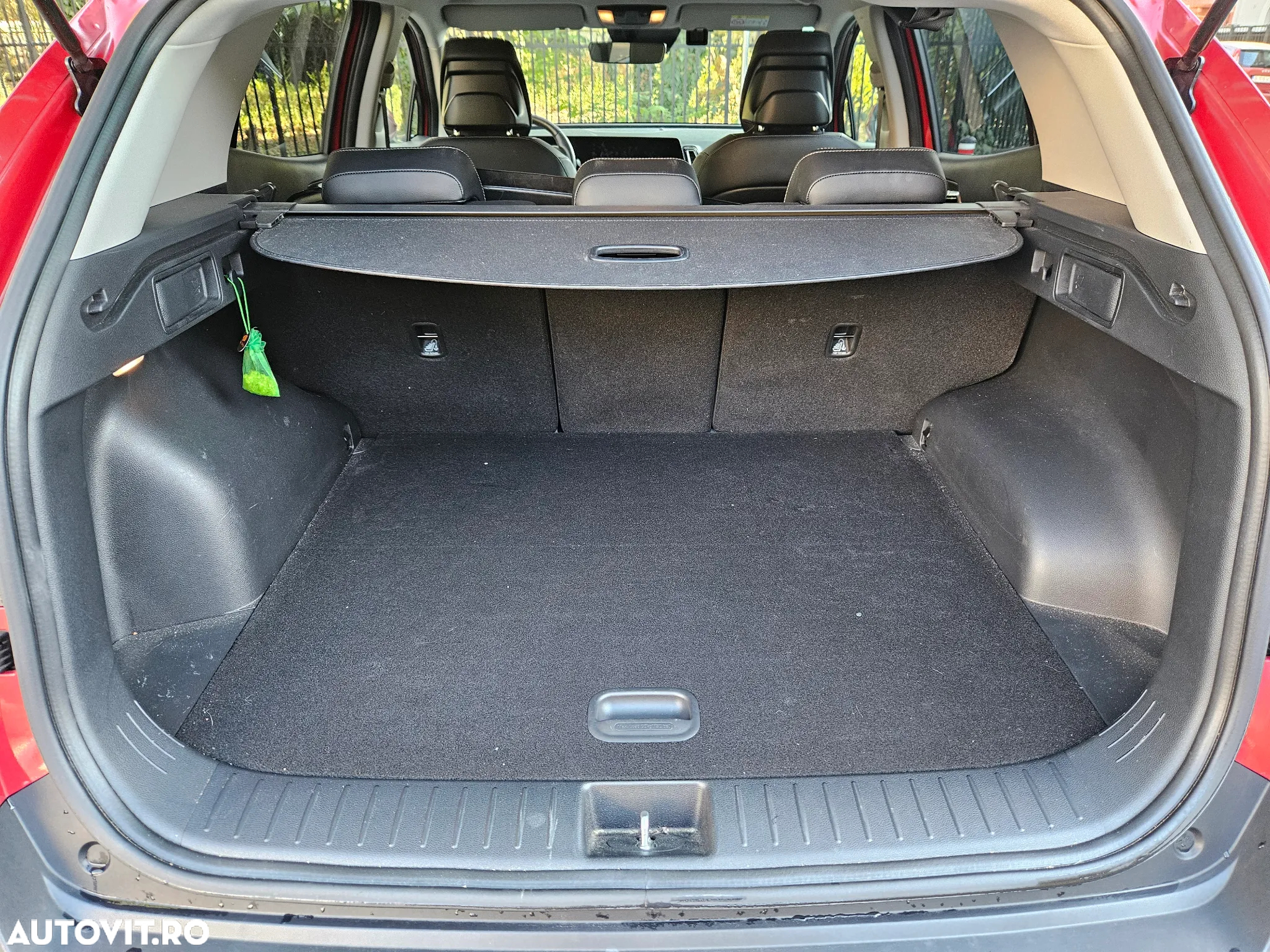 Kia Sportage 1.6 T-GDI HEV 6AT 4x2 Style - 13