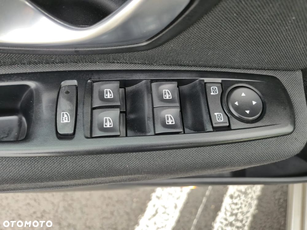 Renault Megane 1.6 16V 100 Expression - 16