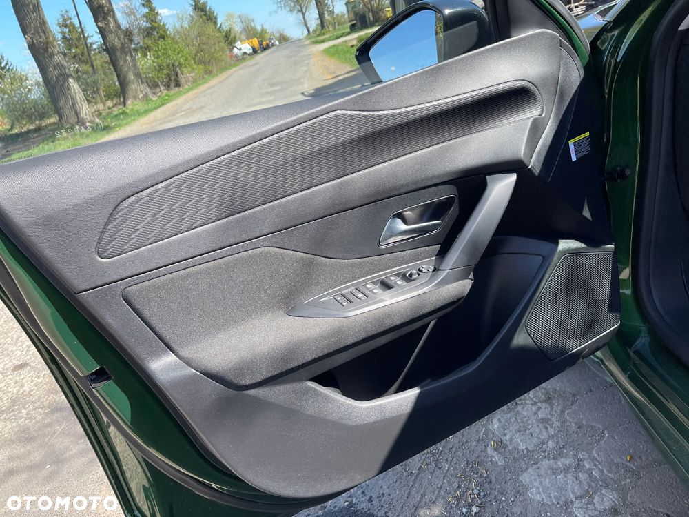 Peugeot 308 1.6 Hybrid PHEV Active Pack EAT8 - 20