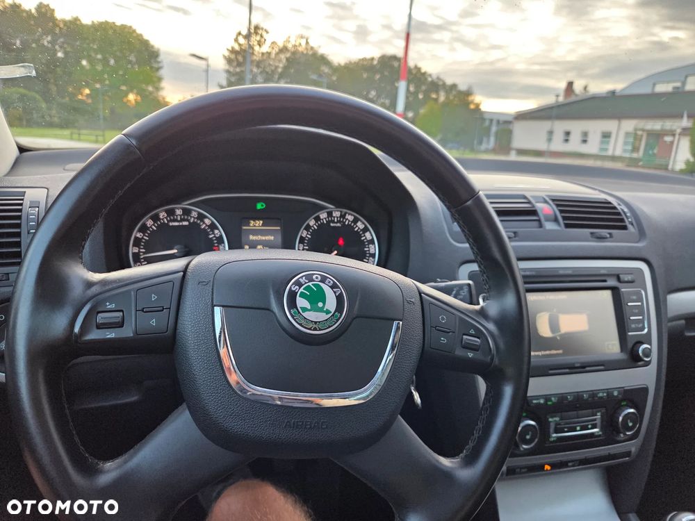 Skoda Octavia 2.0 TDI DPF Elegance - 15