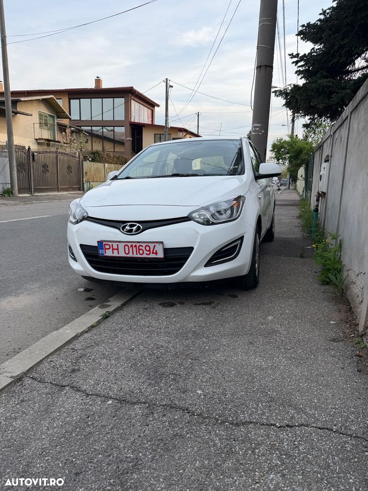 Hyundai i20 1.1 CRDi M/T Confort - 1