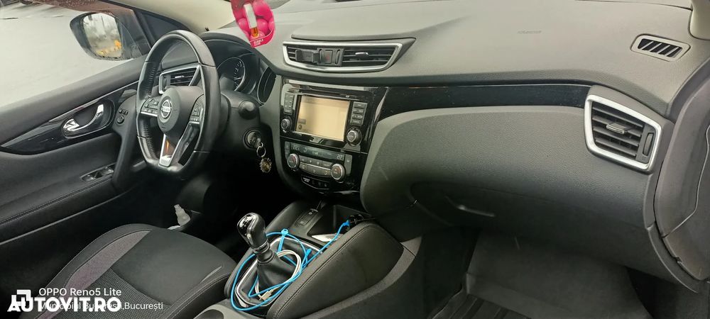 Nissan Qashqai 1.2 DIG-T Start/Stop N-Connecta - 17