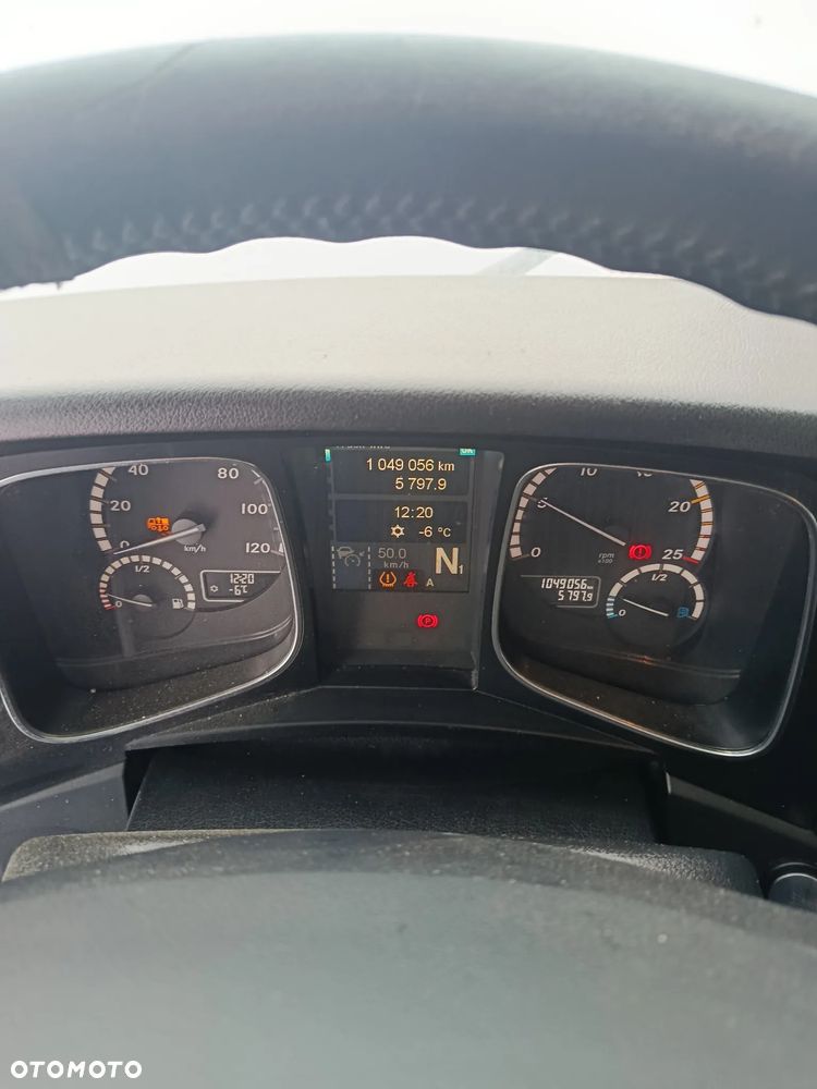 Mercedes-Benz ACTROS - 5